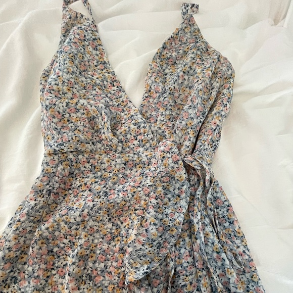 Princess Polly Aamina playsuit - Picture 3 of 6